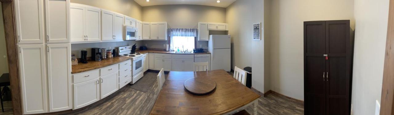 Modern Farmhouse 3 Bed, 2 Bath Apartment, Sleeps 7, Lots Of Space, Steps To Downtown, Honeywell & Eagles Theater Wabash Esterno foto