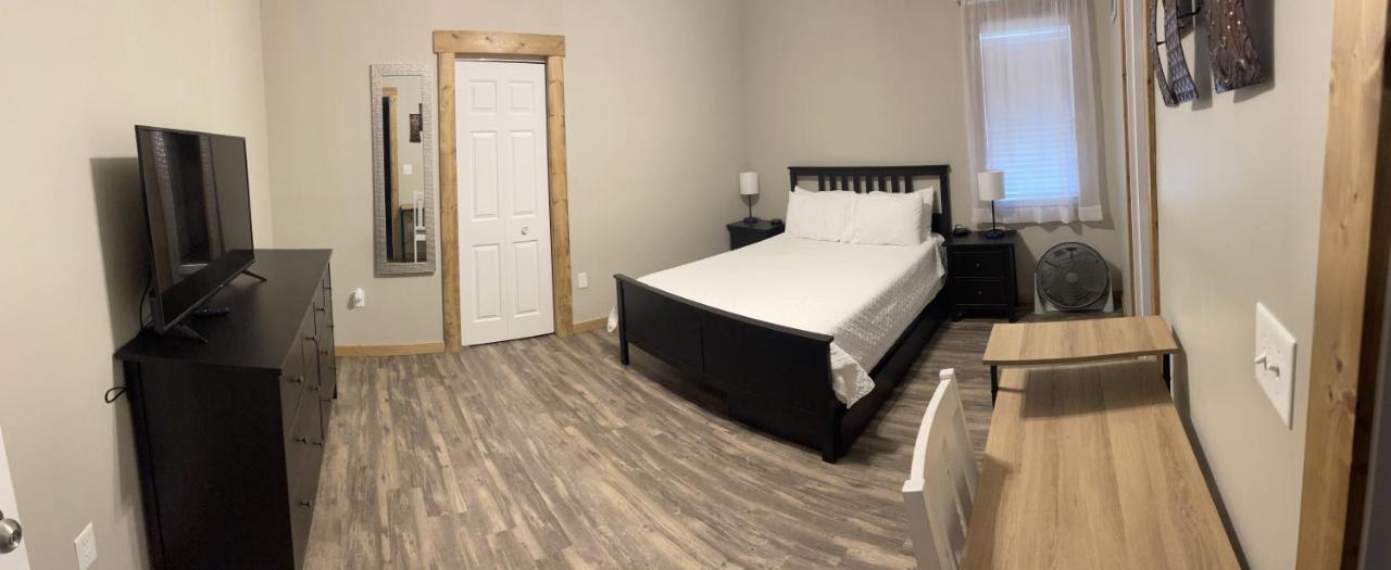 Modern Farmhouse 3 Bed, 2 Bath Apartment, Sleeps 7, Lots Of Space, Steps To Downtown, Honeywell & Eagles Theater Wabash Esterno foto